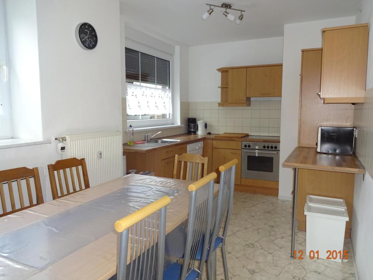 Ferienwohnung Freund Weimar  Zimmer foto