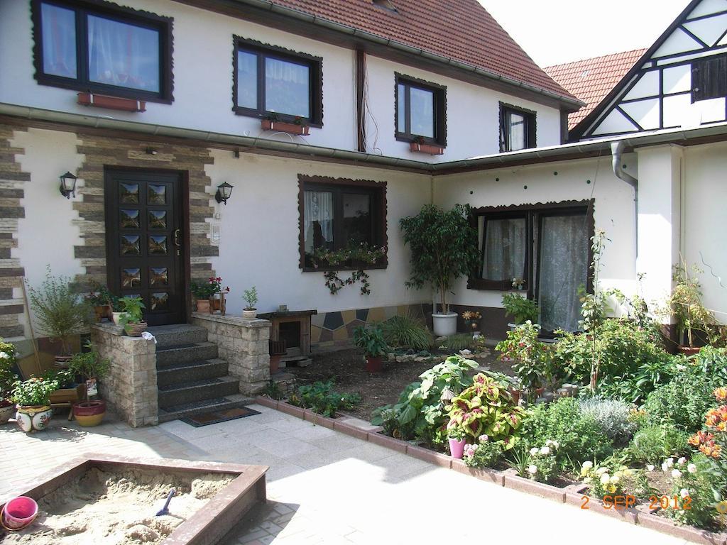 Ferienwohnung Freund Weimar  Zimmer foto