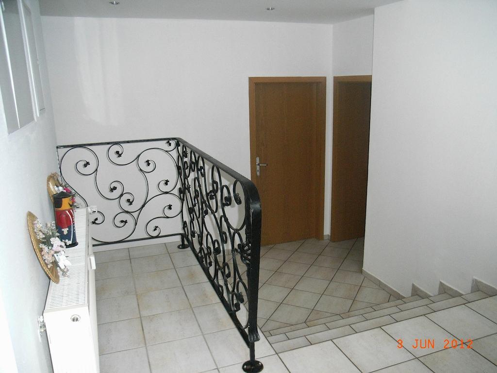 Ferienwohnung Freund Weimar  Zimmer foto